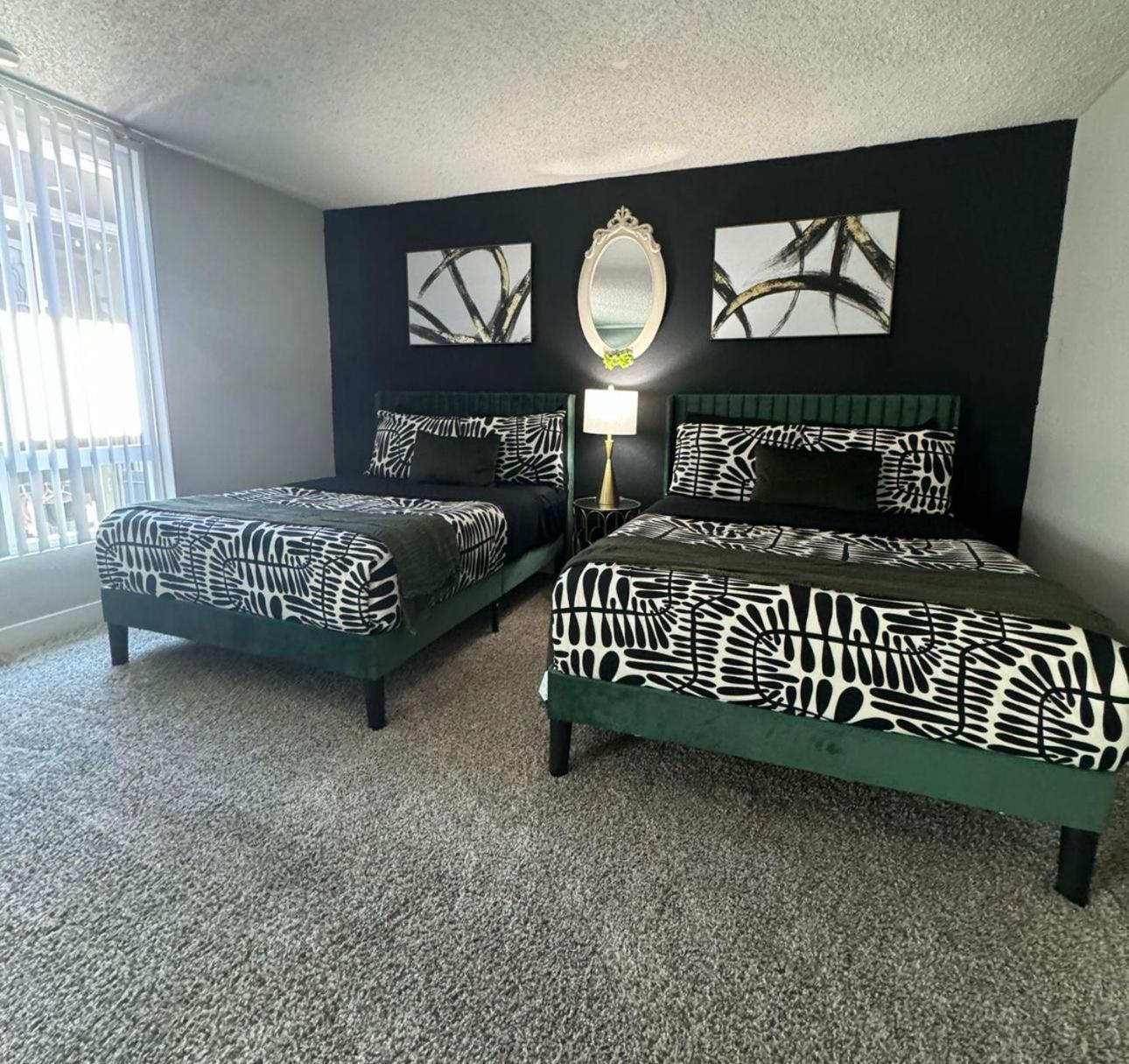 Luxury One Bedroom Apartments Free Parking&Pool Los Angeles Dış mekan fotoğraf